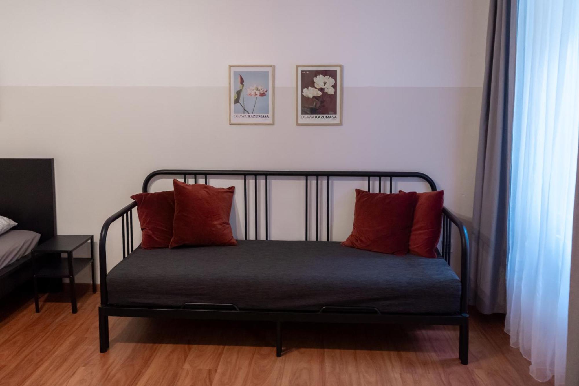 Cozy Apartment In Akacfa Street Budapest Ngoại thất bức ảnh