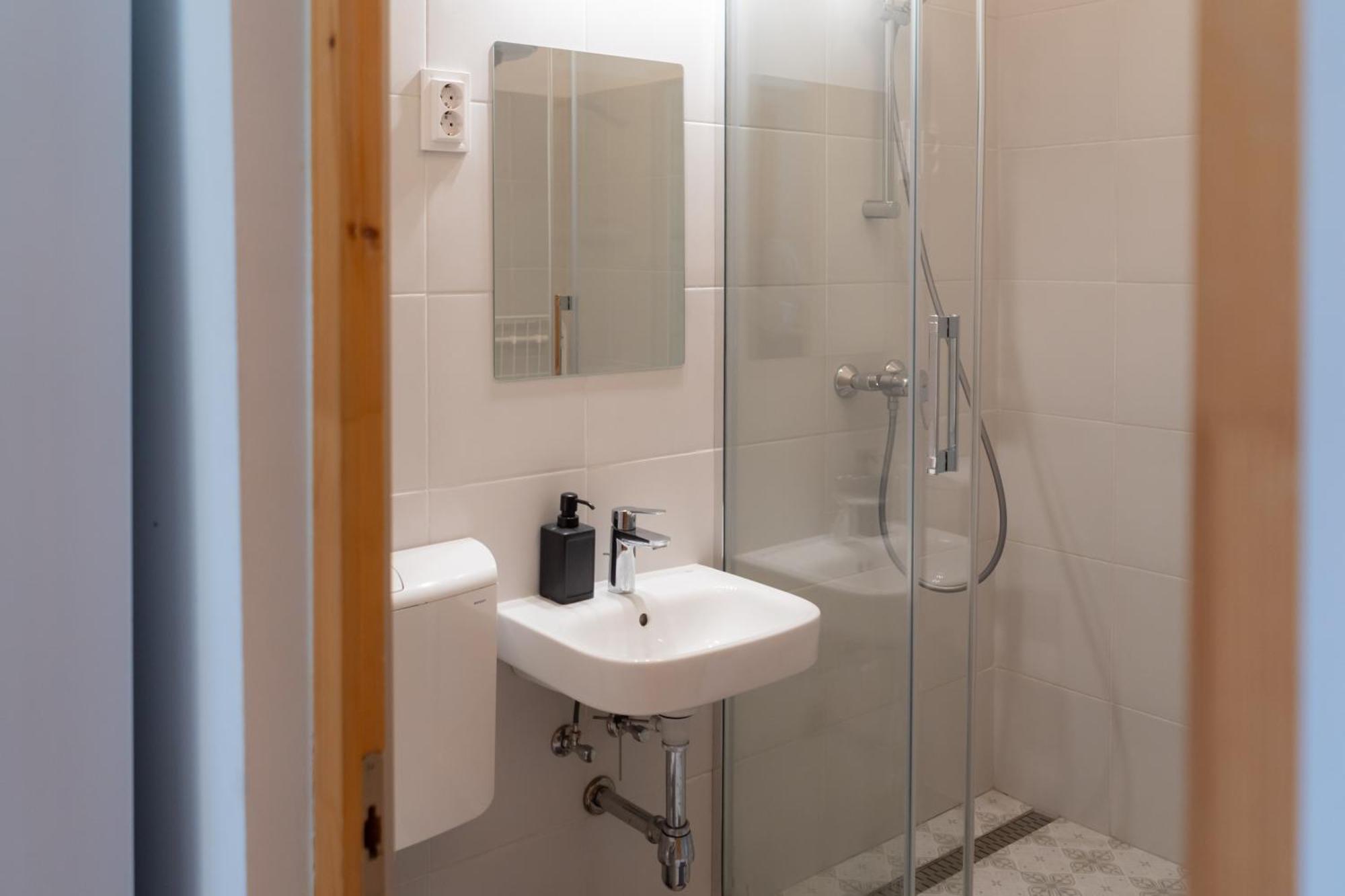 Cozy Apartment In Akacfa Street Budapest Ngoại thất bức ảnh